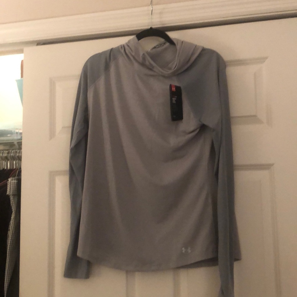 Nwt sweatshirt under armor heat gear hood large